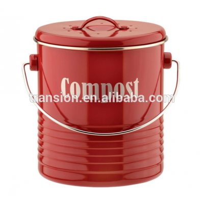 Red Compost Caddy 2.6-Quart Capacity indoor compost bucket